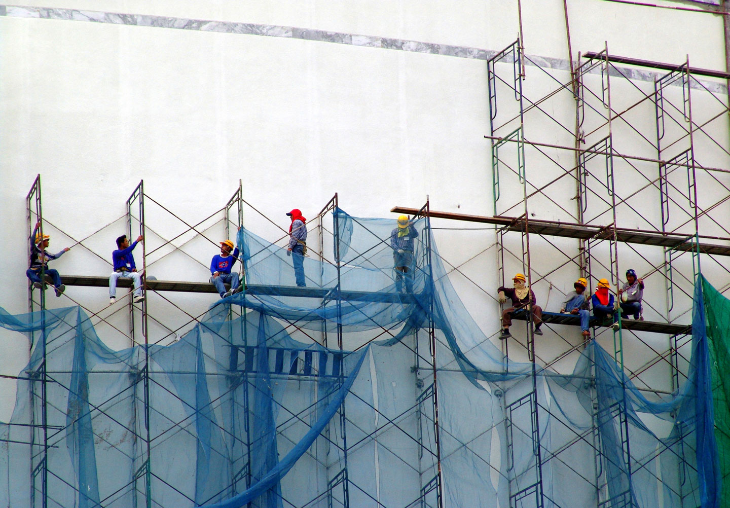 schwindelfrei am Bau - Martin Abegglen Bangkok Construction Workers - CC BY-SA 2.0
